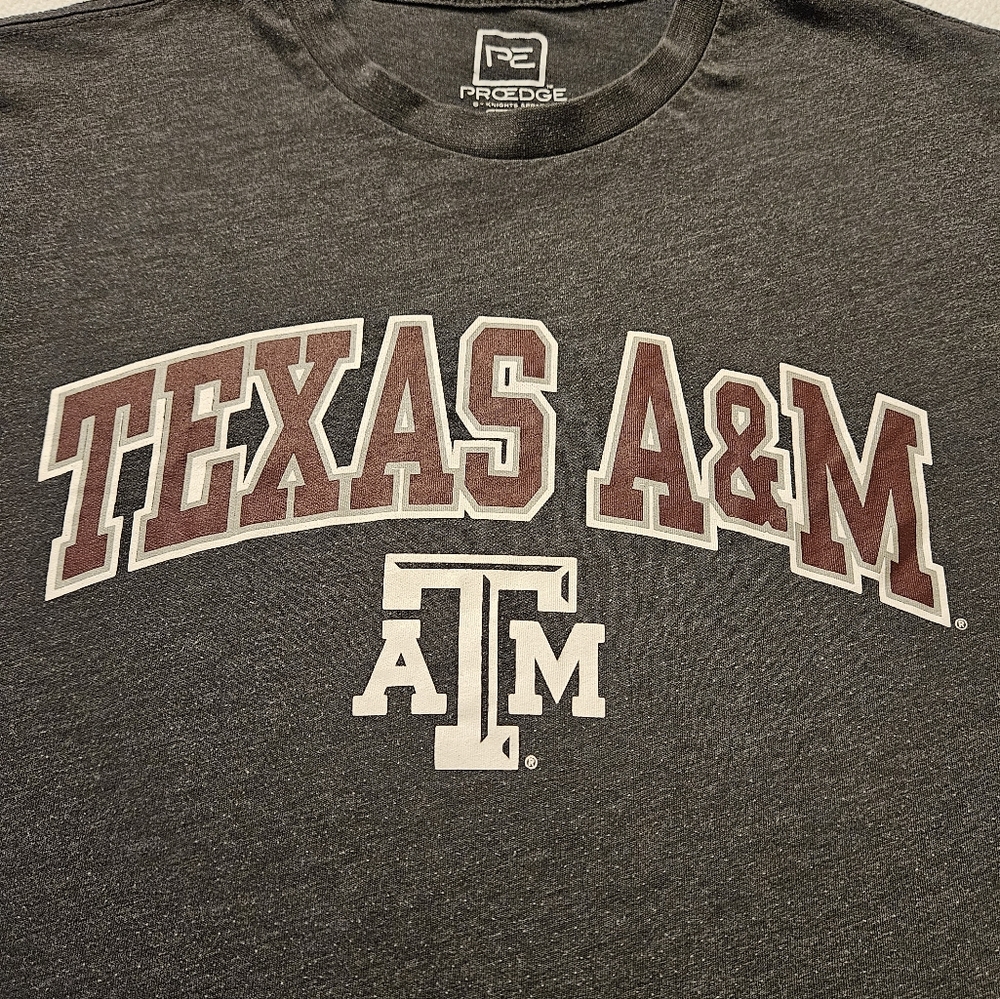 Texas A&M fitted Tshirt, sz Small